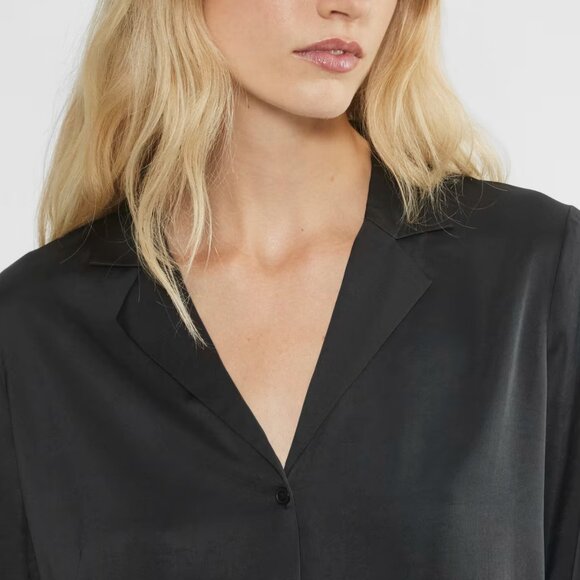 Aritzia Black Blouse - Picture 4 of 7
